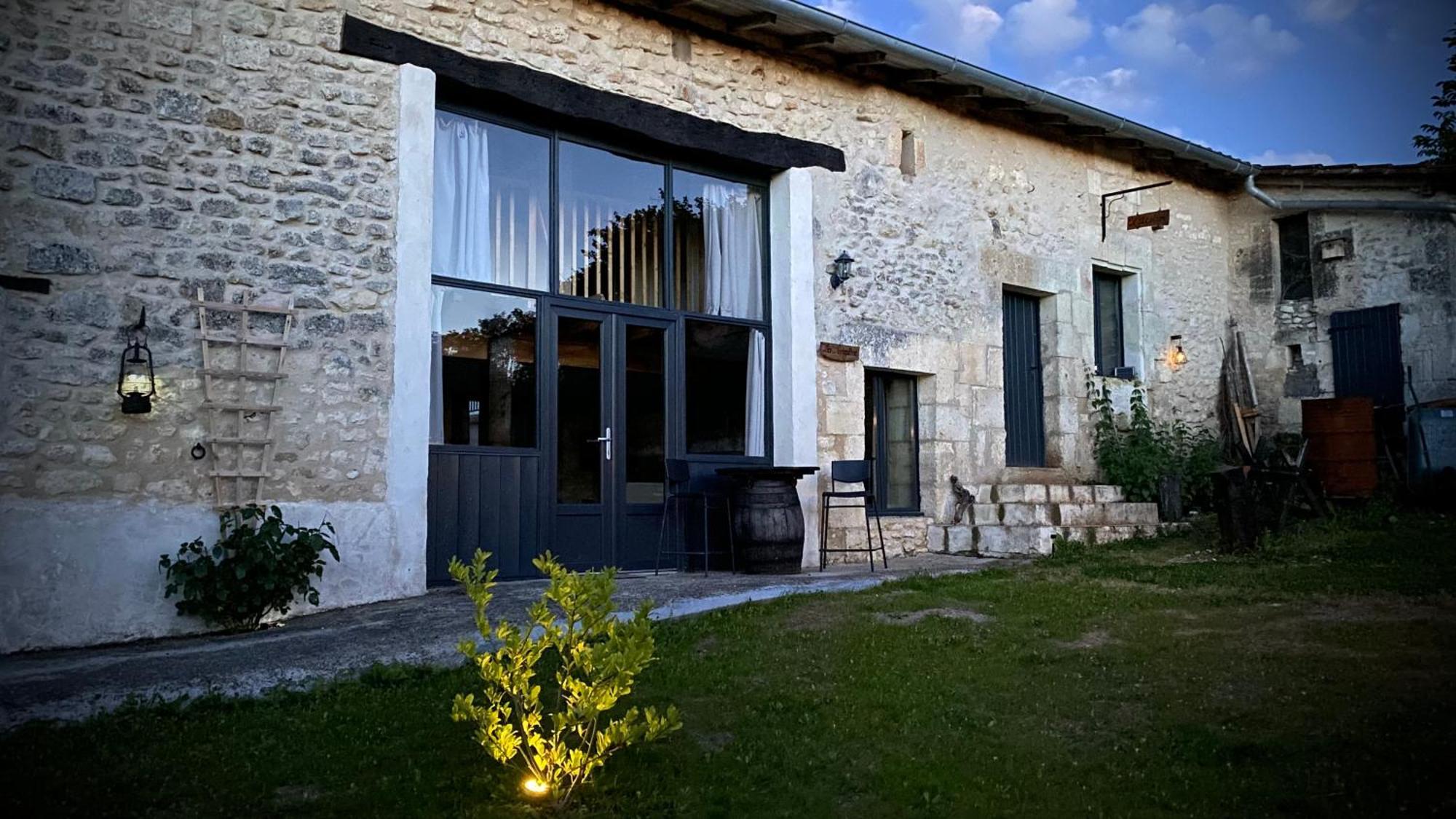 Metairie Des Gacheries Champagne-et-Fontaine Eksteriør billede